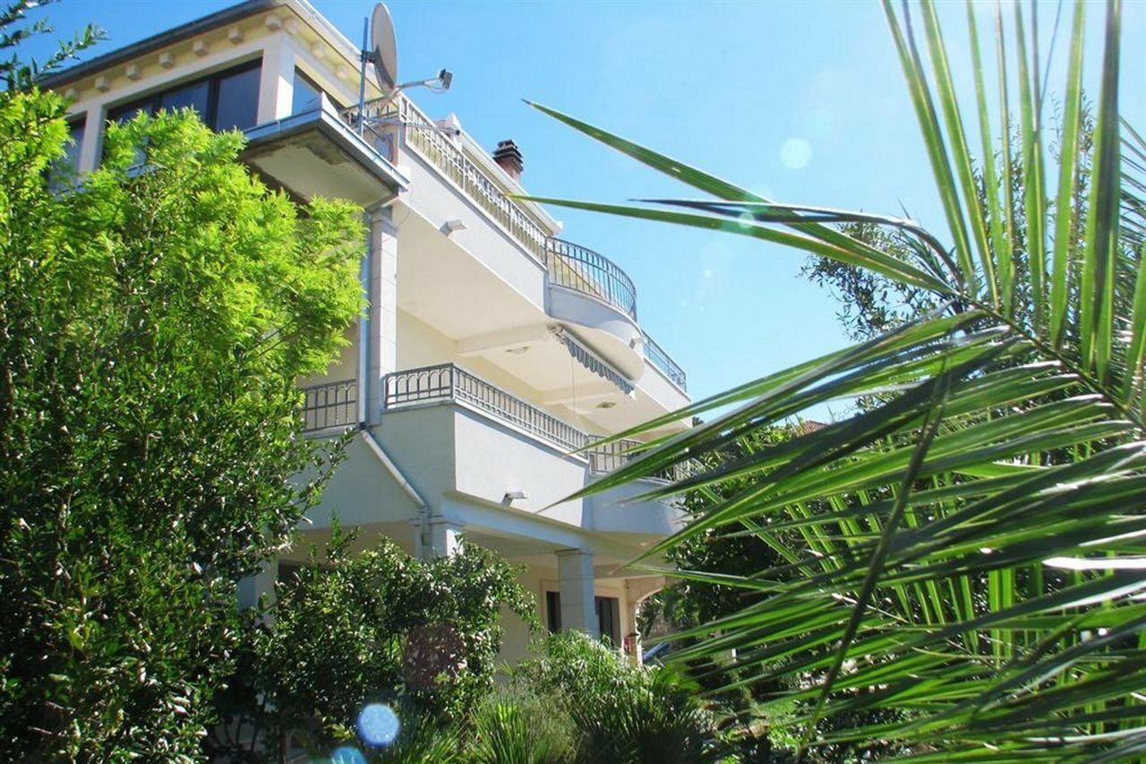 Apartments Miljak Omis Ngoại thất bức ảnh